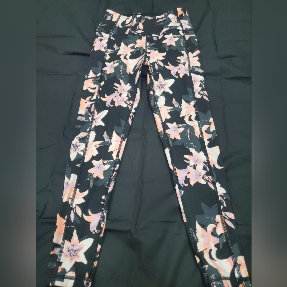 Victoria secret yoga pants